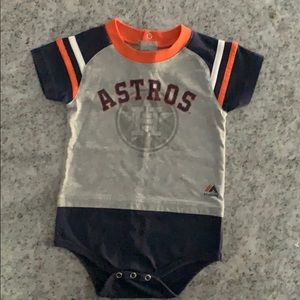 Majestic Astros Onesie. Go Astros!!⚾️⚾️⚾️